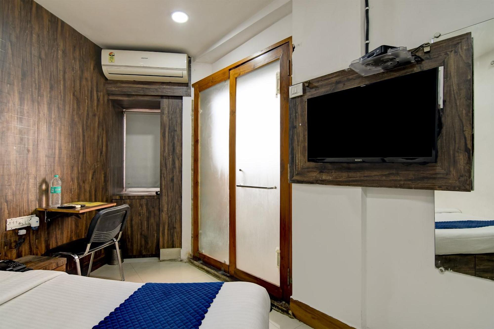 Hotel Q Inn Kolkata Exterior photo