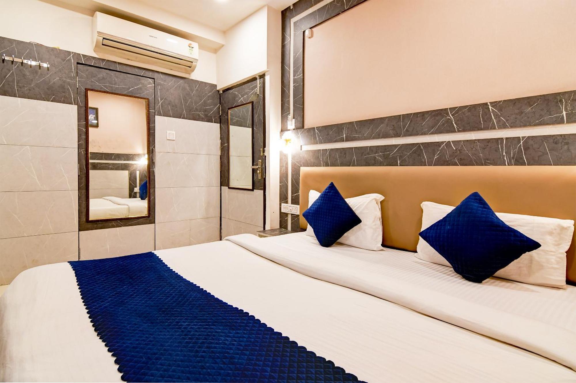 Hotel Q Inn Kolkata Exterior photo