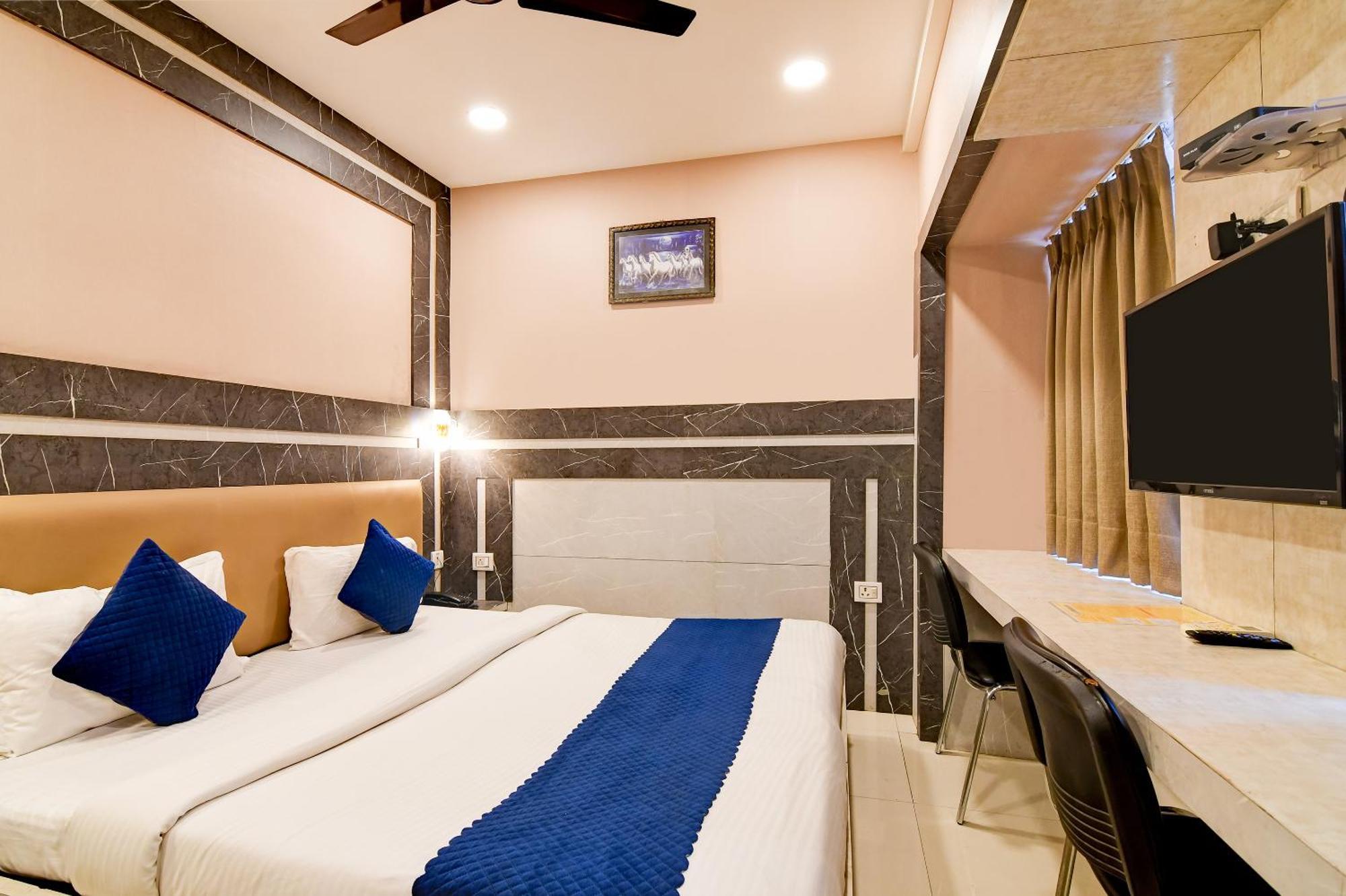 Hotel Q Inn Kolkata Exterior photo