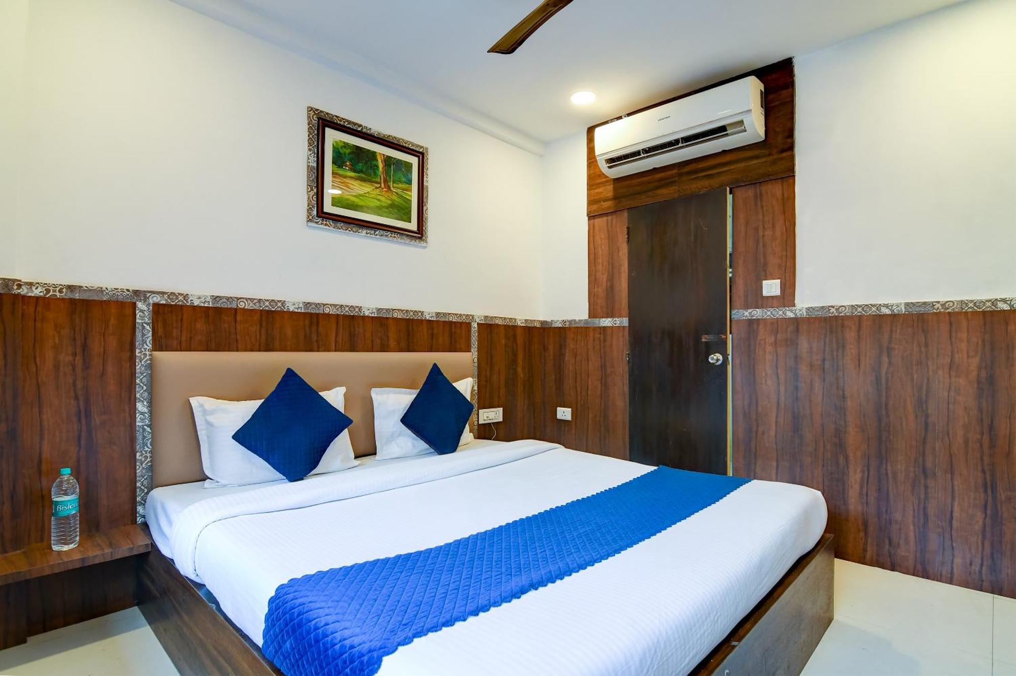 Hotel Q Inn Kolkata Exterior photo
