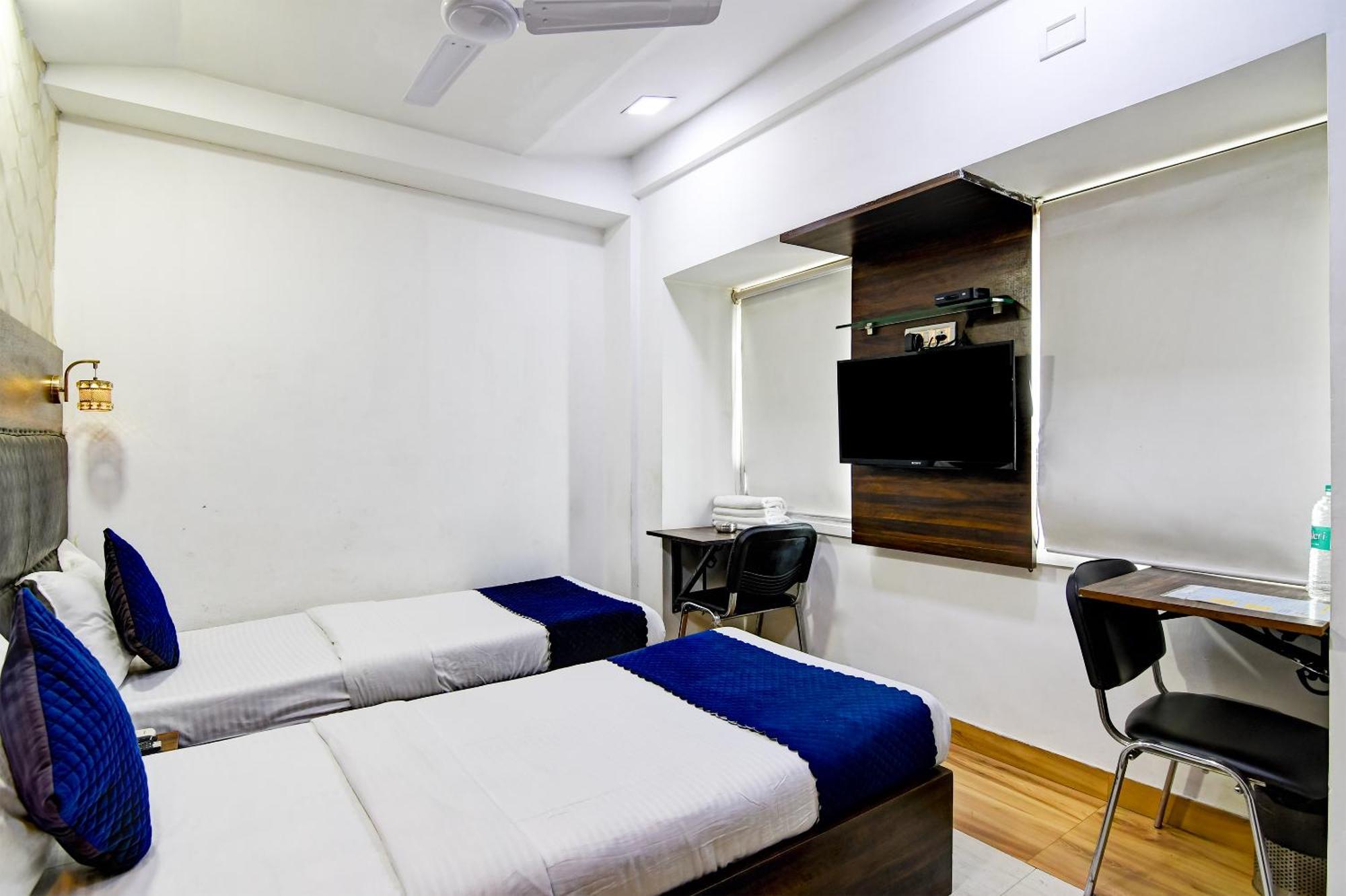 Hotel Q Inn Kolkata Exterior photo
